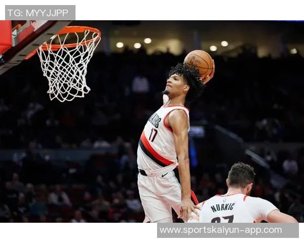 开拓者球迷嘉年华对抗赛黑队险胜白队杨瀚森队友夏普荣膺MVP称号