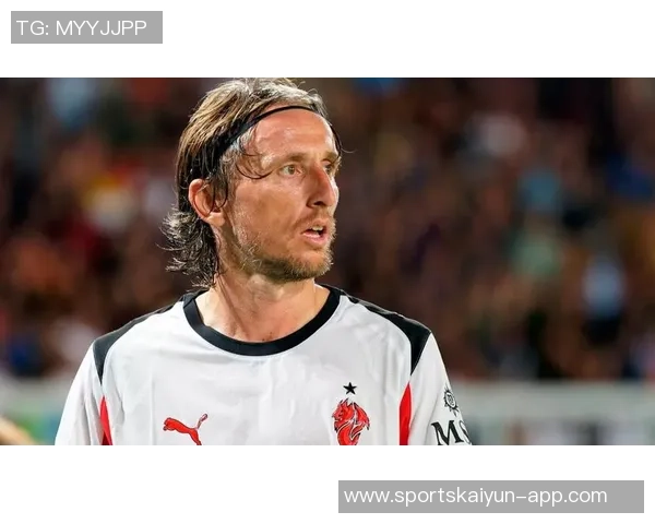 米兰新星里奇首球闪耀赛场跑动12公里传球成功率高达97